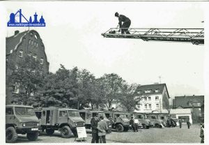 1963