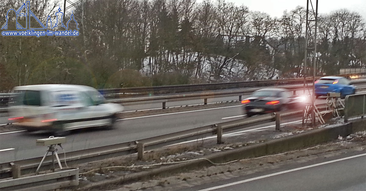 Blitzer auf der A620 an der Autobahnabfahrt Wehrden