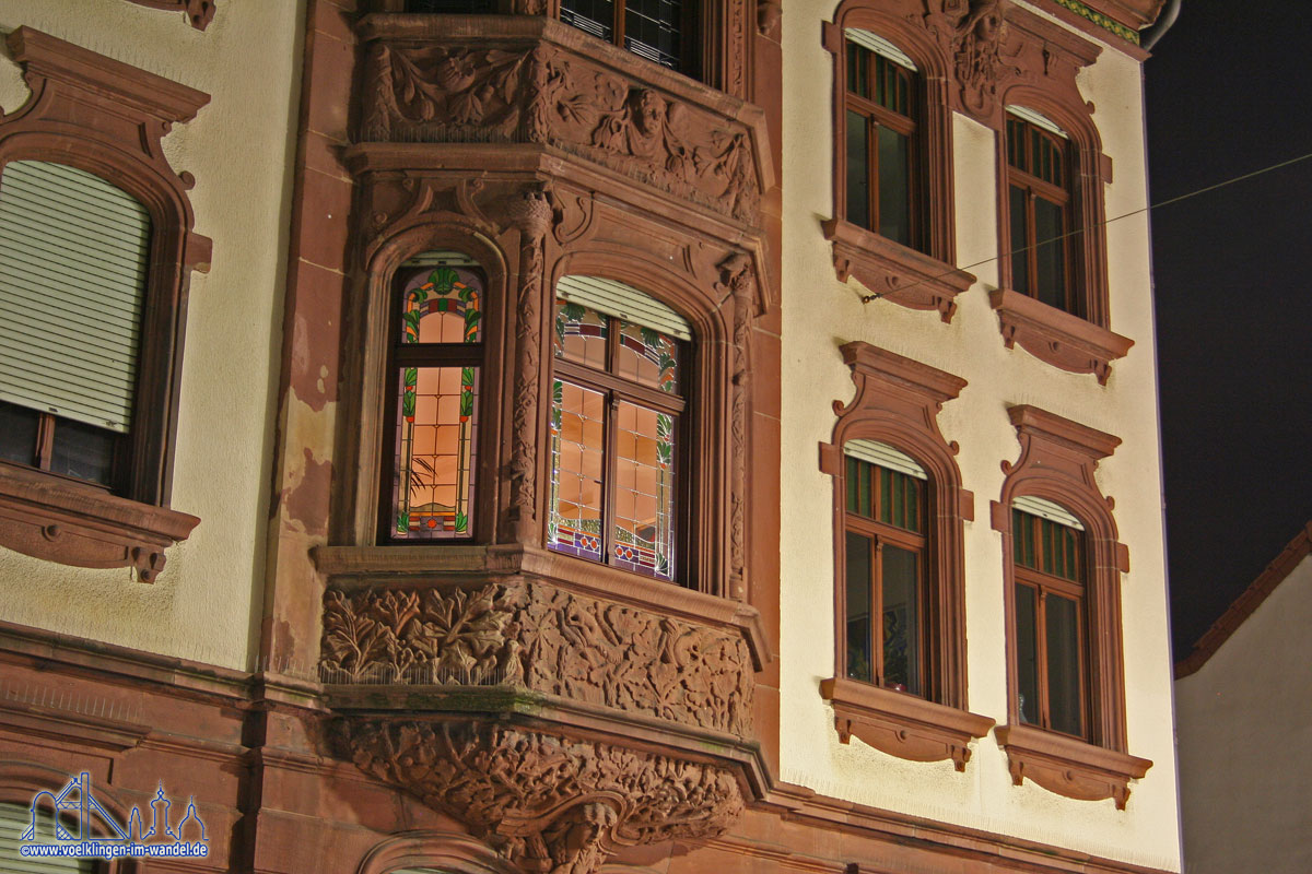 Fassade eines schönen Wohnhauses