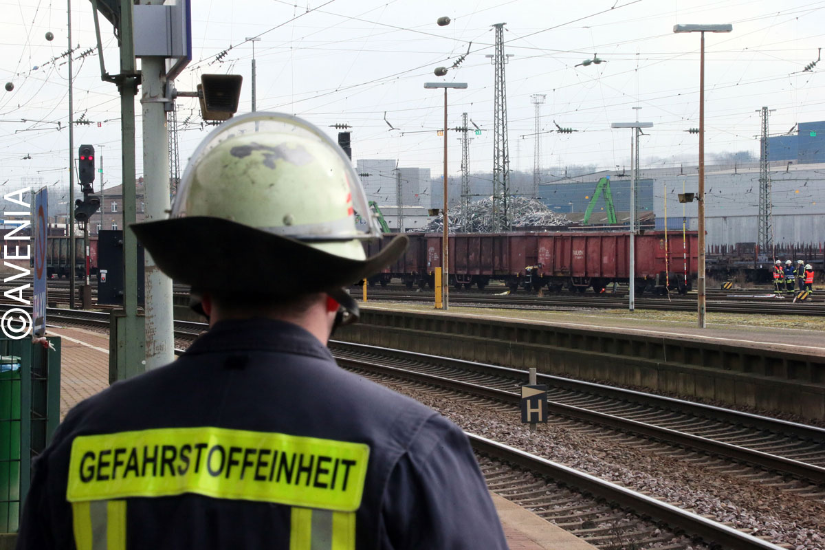 Gefahrstoffeinheit der Feuerwehr Völklingen im Einsatz (C) AVENIA