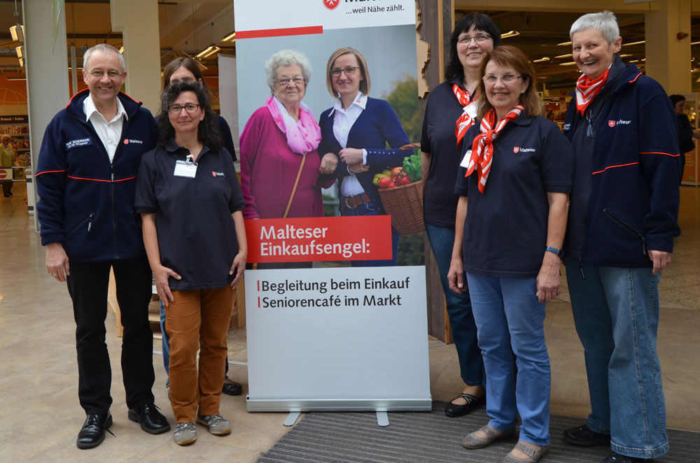 Die Malteser-Einkaufsengel im Globus Völklingen (Foto: Globus)