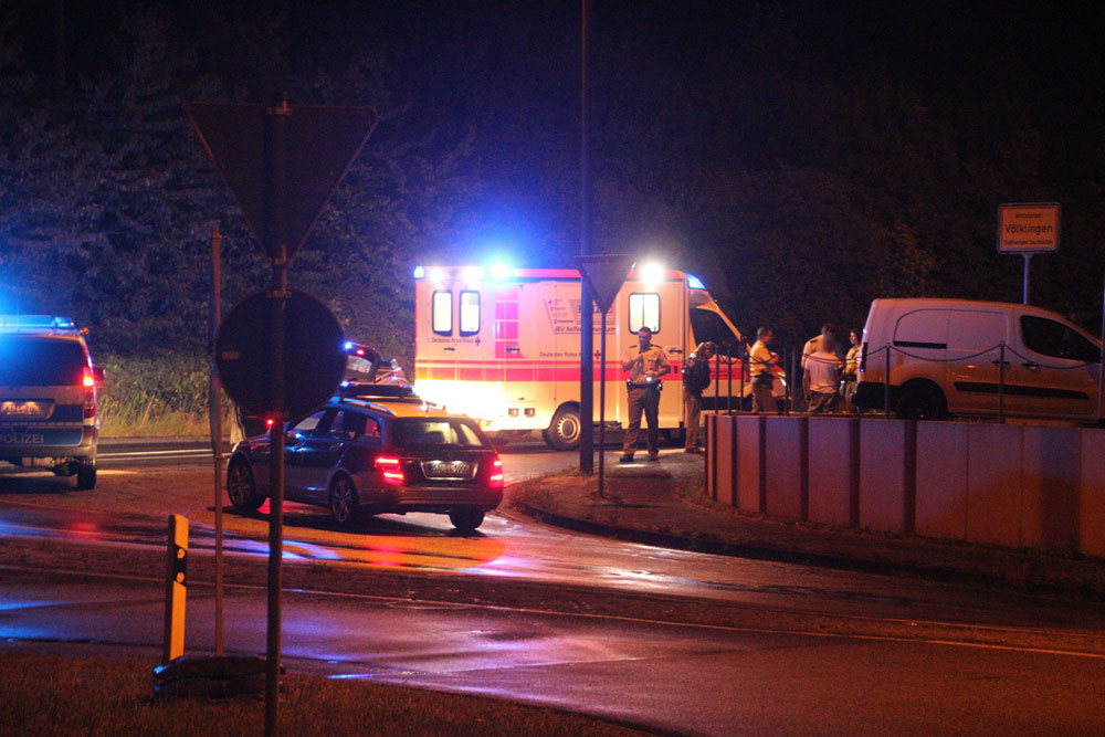 Mehrere Einsatzkräfte waren vor Ort (Foto: www.blaulichtreport.saarland - C. Klein)