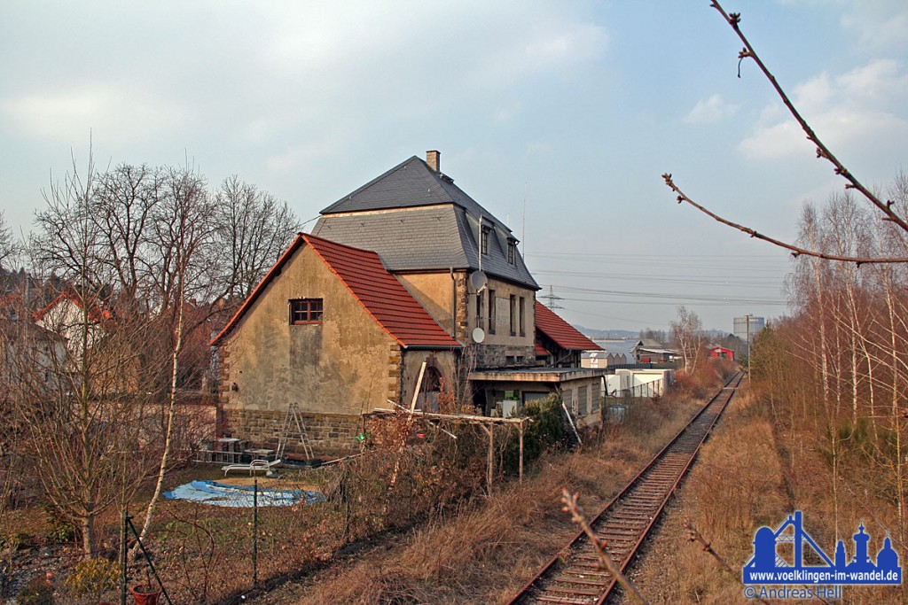 Der ehemalige Bahnhof in Geislautern liegt direkt an der Warndtstrecke