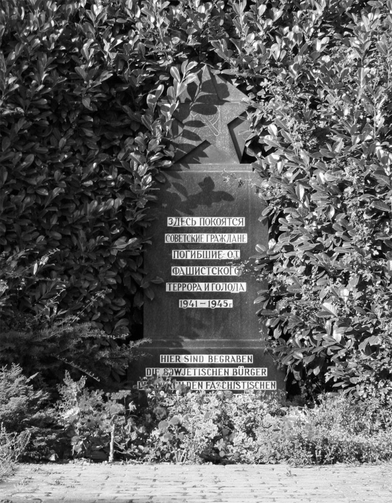 Ausländergedenkstätte auf dem Waldfriedhof