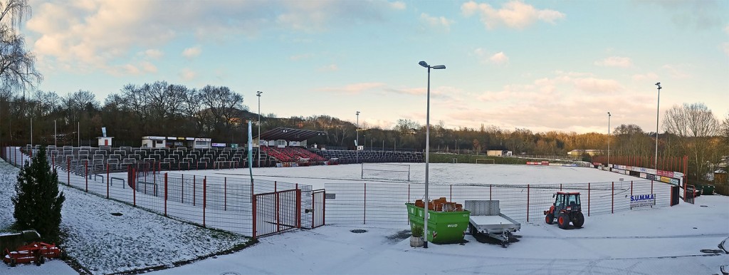 Der FCS hält sich was das die Stadionfrage betrifft genau so bedeckt, wie aktuell das Hermann-Neuberger-Stadion (Foto: Hell)