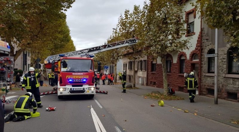 In der Küche der Wohnung wurde von dem Angriffstrupp ein Topf mit angebranntem Essen entdeckt, der den Alarm ausgelöst hatte. (Foto: FFW Völklingen)