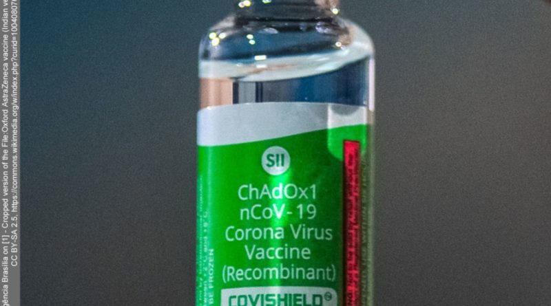 Von Agência Brasília on <a rel="nofollow" class="external autonumber" href="https://www.flickr.com/photos/64586261@N02/50870507747/">[1]</a> - Cropped version of the <a href="//commons.wikimedia.org/wiki/File:Oxford_AstraZeneca_vaccine_(Indian_version)_2021_C.jpg" title="File:Oxford AstraZeneca vaccine (Indian version) 2021 C.jpg">File:Oxford AstraZeneca vaccine (Indian version) 2021 C.jpg</a>, CC BY-SA 2.5, Link