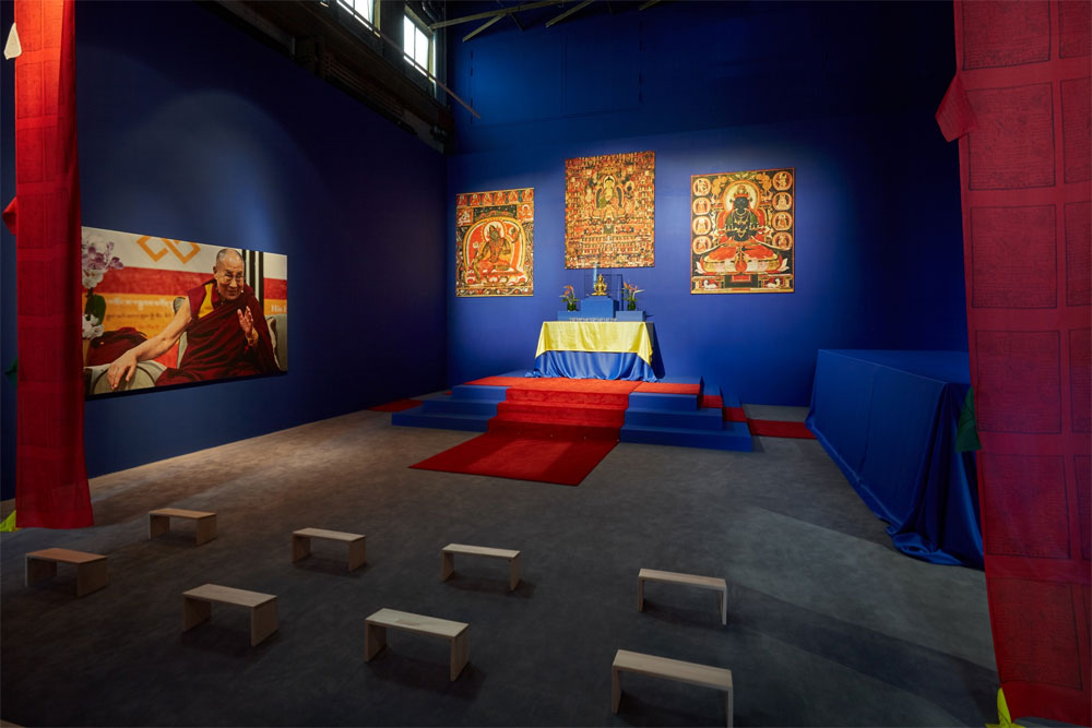 Meditationsraum in der Ausstellung "Buddha" im Weltkulturerbe Völklinger Hütte Copyright: Weltkulturerbe Völklinger Hütte/Hans-Georg Merkel
