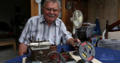 Weltkulturerbe Völklinger Hütte digital: Online Galerie zeigt ab sofort alle Schätze des „Mon Trésor“-Aufrufs Mein Schatz! Die Dampfmaschine ist ein Erbstück meines alten Volksschullehrers – damals ein unerfüllbarer Jugendtraum! Was ist Dein Schatz? Laden Sie Ihr Foto mit Ihrem Schatz und dessen Geschichte auf unserer Internet-Plattform www.mon-tresor.org hoch. Und zeigen Sie uns damit, was Ihnen wichtig ist! Copyright Foto: Weltkulturerbe Völklinger Hütte/Karl Heinrich Veith