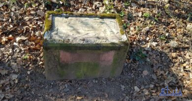 Gedenktafeln am 1870er-Denkmal in Fürstenhausen verschwunden – Stadt bittet um Hinweise  