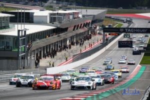 Start zum Porsche Super Sports Cup auf dem Red Bull Ring in Österreich - Foto: Porsche