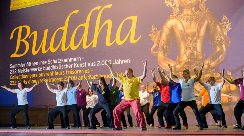 Qigong im Begleitprogramm der "Ausstellung Buddha" Copyright: Weltkulturerbe Völklinger Hütte/ Oliver Dietze