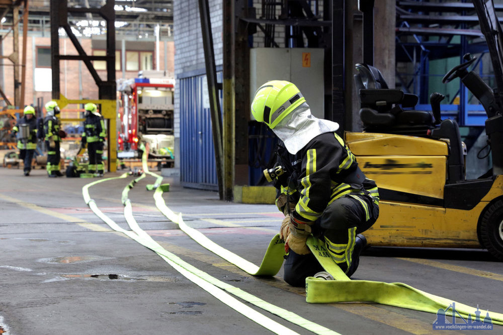 Erfolgreiche Jahreshauptubung Der Werkfeuerwehr Saarstahl Volklingen Im Wandel