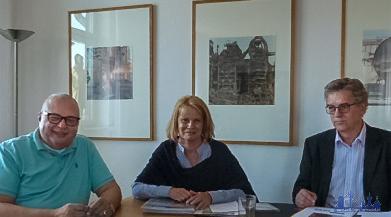 Generaldirektor Prof. Dr. Meinrad Maria Grewenig, Oberbürgermeisterin Christiane Blatt und Fachbereichsleiter Jürgen Manz bei ihrem Treffen im Weltkulturerbe Völklinger Hütte.