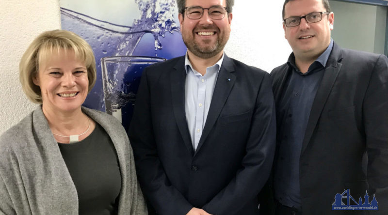 (v.l.n.r.) Christiane Blatt (Oberbürgermeisterin der Stadt Völklingen), Betriebsleiter Tobias Speicher und Dominik Jochum (Bürgermeister der Gemeinde Großrosseln) Fotonachweis: Stadt Völklingen / Lars Hüsslein