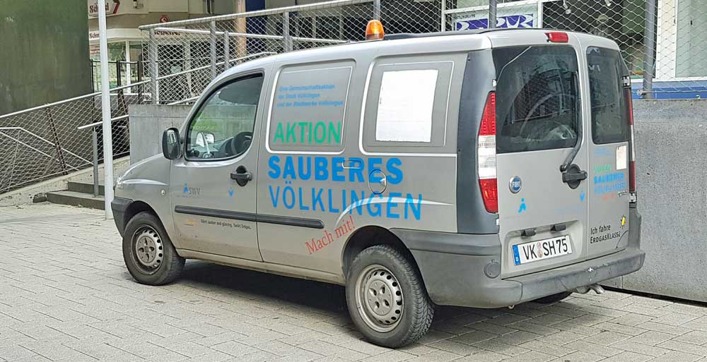 "Aktion Sauberes Völklingen" - von dieser Aktion blieb nur der nun reaktivierte "Flotte Feger" übrig. (Foto: Hell)