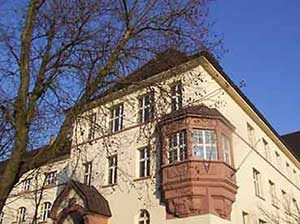 Das Albert-Einstein-Gymnasium in der Hohenzollernstraße. (Foto: Hell )