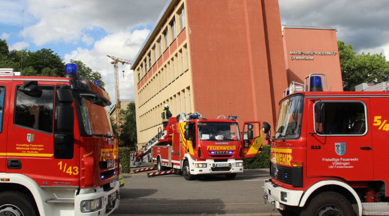 40 Einsatzkräfte der Feuerwehr waren vor Ort (Foto:Hell)