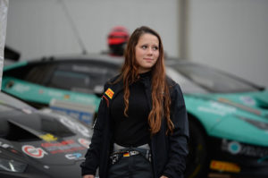 Starkes Rennen von Carrie Schreiner auf der Ardennenachterbahn