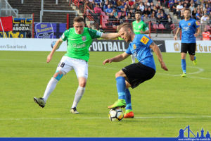 Martin Dausch im Duell mit Kristian Gaudermann (Foto: Hell)