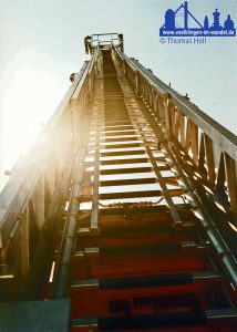 Die 1992 angeschaffte Drehleiter mit Korb, aufgenommen 1996 © Thomas Hell