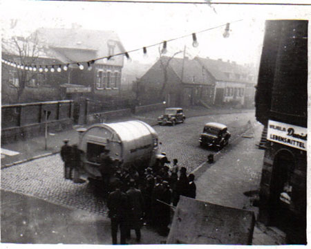 Müllabfuhr in der Hofstattstraße um 1930 © Strempel