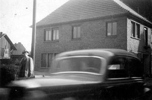 Neubau Druckerei von der Eltz in der Poststraße vor der Versöhnungskirche 1951 © von der Eltz