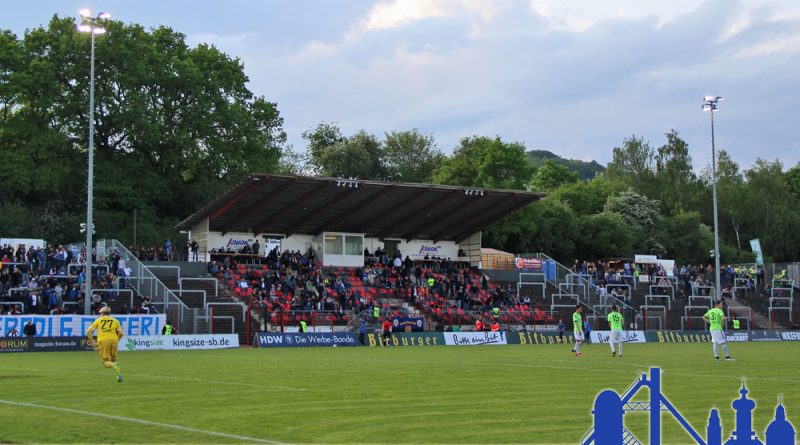 Nur rund 1600 Zuschauer wollten das Saarderby zwischen dem FCS und Homburg sehen (Foto: Hell)