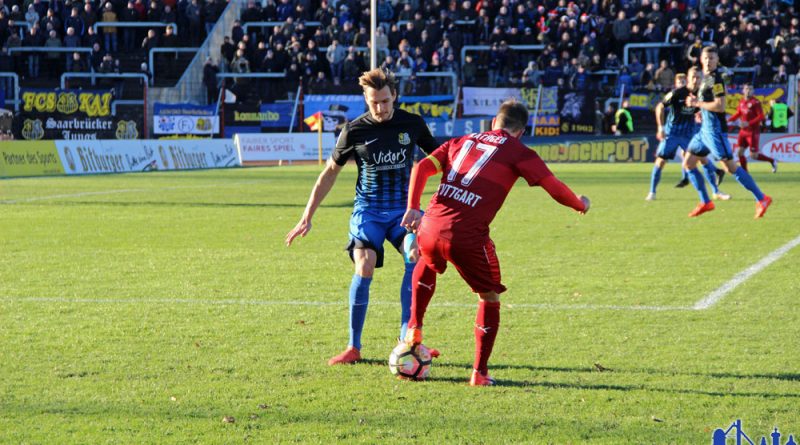 Zurückgedrängt: Der FCS hatte immer wieder mit Angriffen des VfB Stuttgart II zu kämpfen. (Foto: Hell)