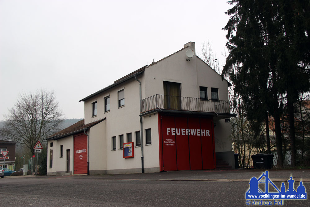 Das zweite Gerätehaus der Feuerwehr Geislautern - Es ist mit den Jahren zu klein geworden (Foto Hell/2014)