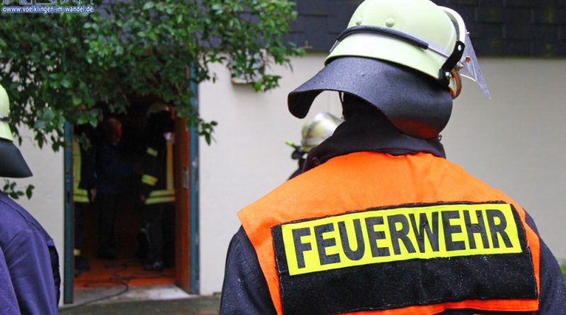 Feuerwehr im Einsatz (Symbolfoto: Hell)