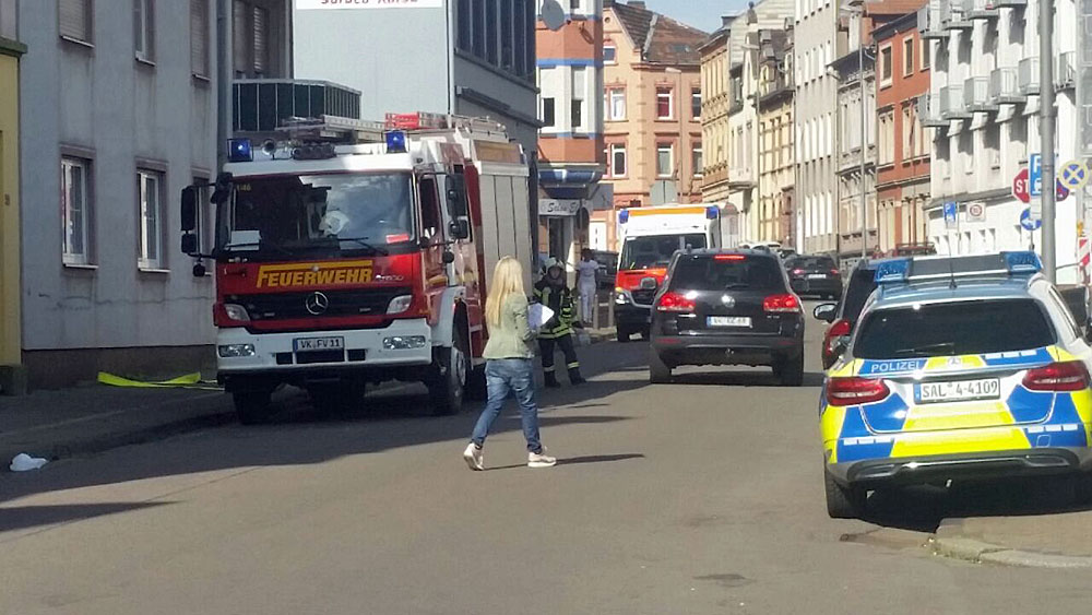 Die Feuerwehr rückt in der Poststraße an (Leserfoto)