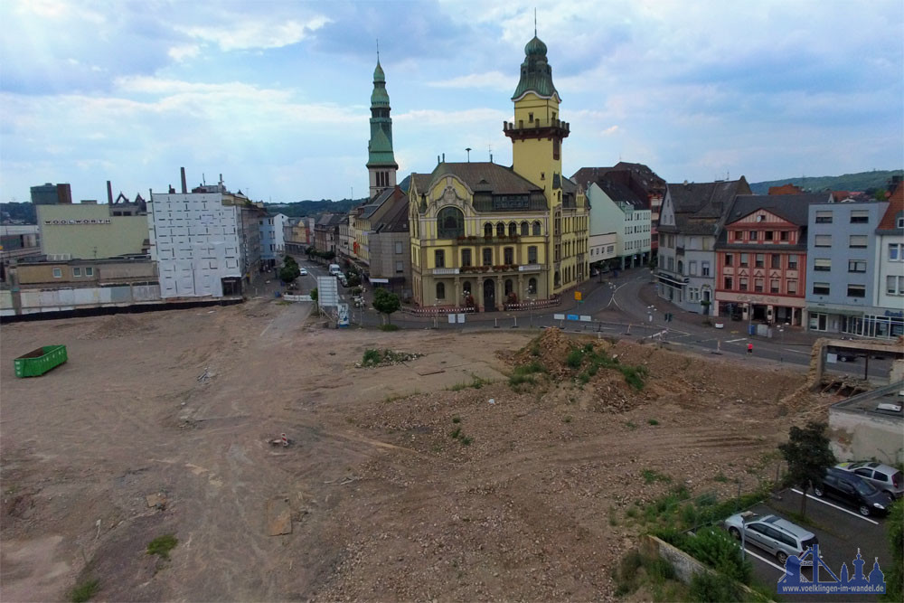 Auf dem Grundstück kann mangels Baugenehmigung aktuell nicht viel passieren (Foto: Privat)