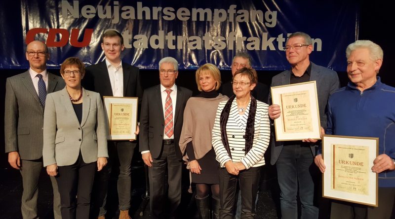 Stefan Rabel, Annegret Kramp-Karrenbauer, Joachim Kausch, Klaus Lorig, Christiane Blatt, Matthias Schmitt, Gisela Rink, Robert Müller, Hans-Peter Plöger (v.l.n.r.; Foto: CDU)