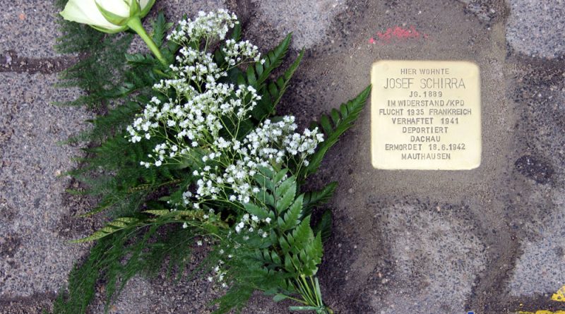 Stolperstein zum Gedenken an Josef Schirra. © Andreas Hell