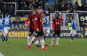 ... zum Leidwesen der Völklinger (Fotos: Hell)