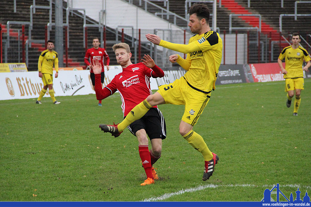 Die Spieler kämpften mit vollem Körpereinsatz (Foto: Hell)
