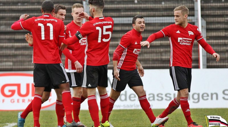 Jubel beim SV Röchling nach dem Treffer zum 1:1 (Foto: SV Röchling)