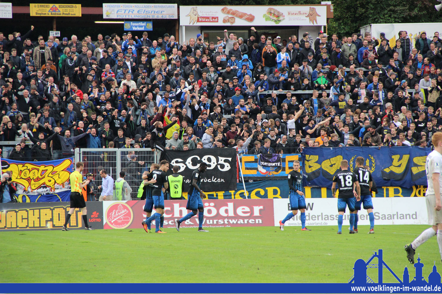 Jubel beim FCS nach dem 2:1! (Foto: Hell)