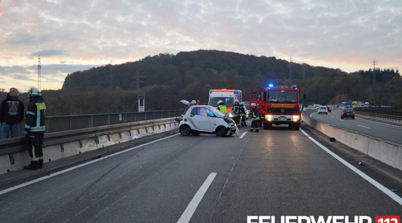 Verkehrsunfall auf der A620 bei Wehrden (Foto: FFW Völklingen)