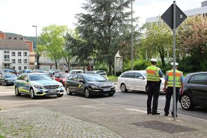 Verkehrskontrolle der Polizei (Symbolfoto: Hell)