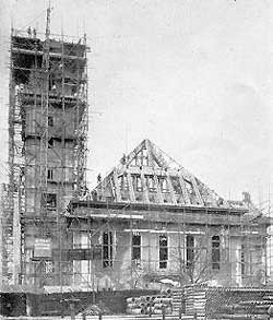 Stand der Bauarbeiten an der Versöhnungskirche 1927 