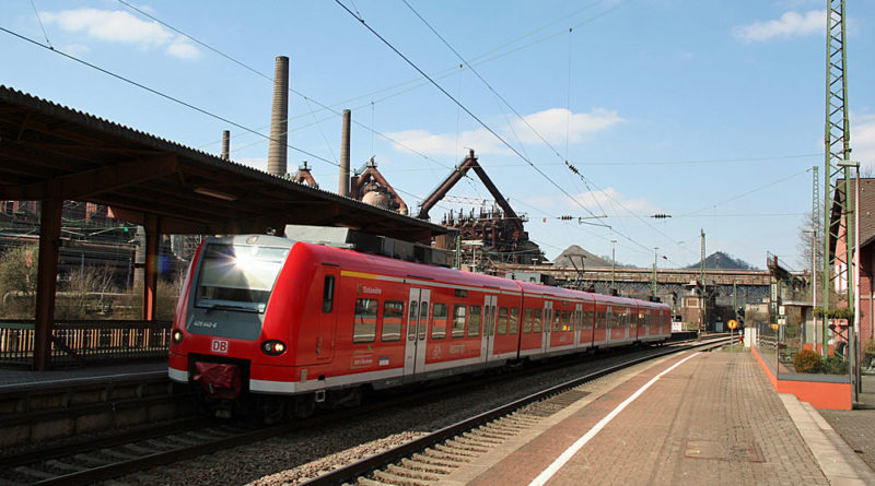 Zug im Bahnhof Völklingen (Symbolfoto)